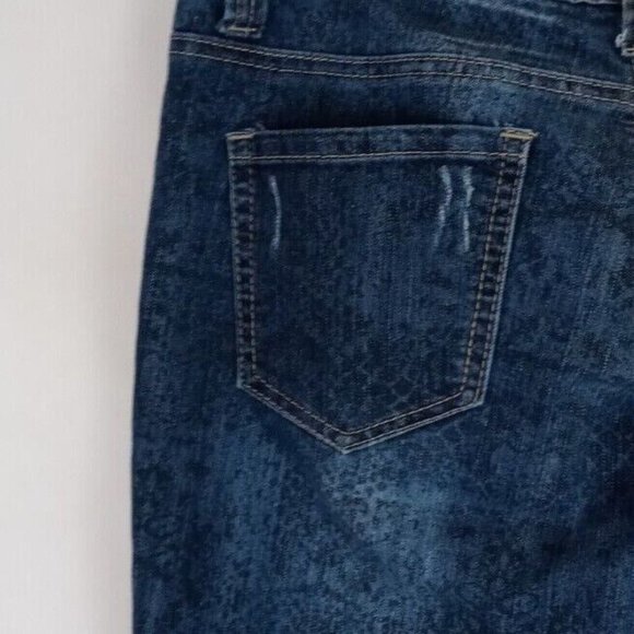 Twentyone Black Distressed Whiskered Skinny Jeans With Snakeskin Design 9/10R - Picture 3 of 9